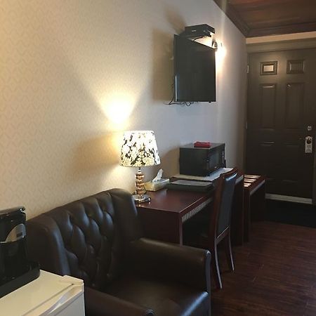 格林斯博罗酒店 New Minas 客房 照片